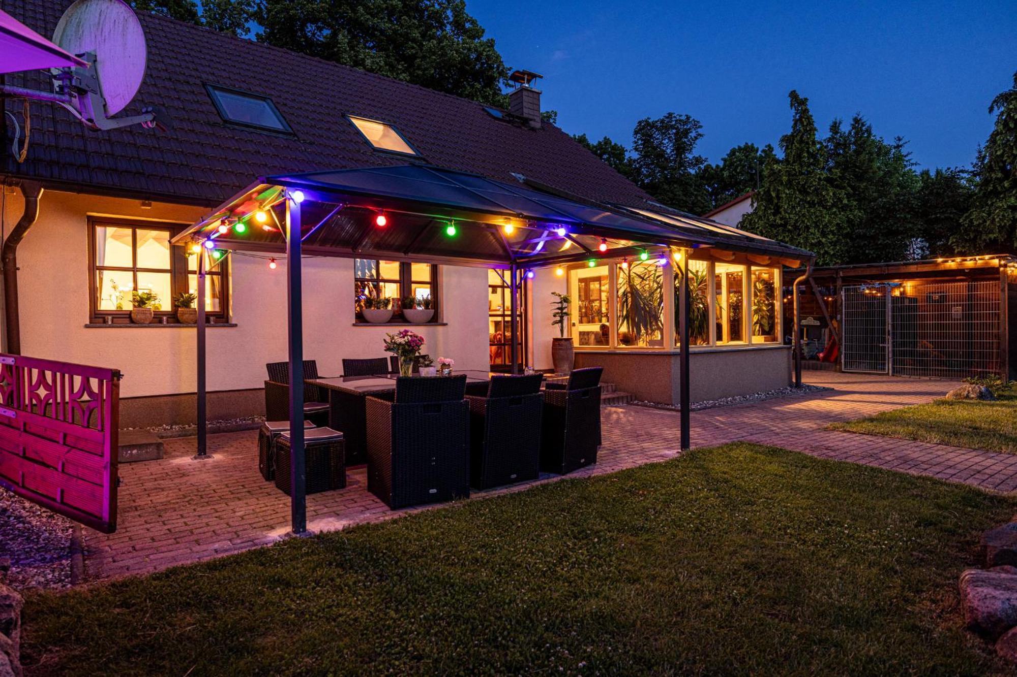 Wellnessparadies Mit Sauna Und Whirlpool Krakow am See Luaran gambar